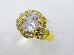 クリスタル　指輪(18号)